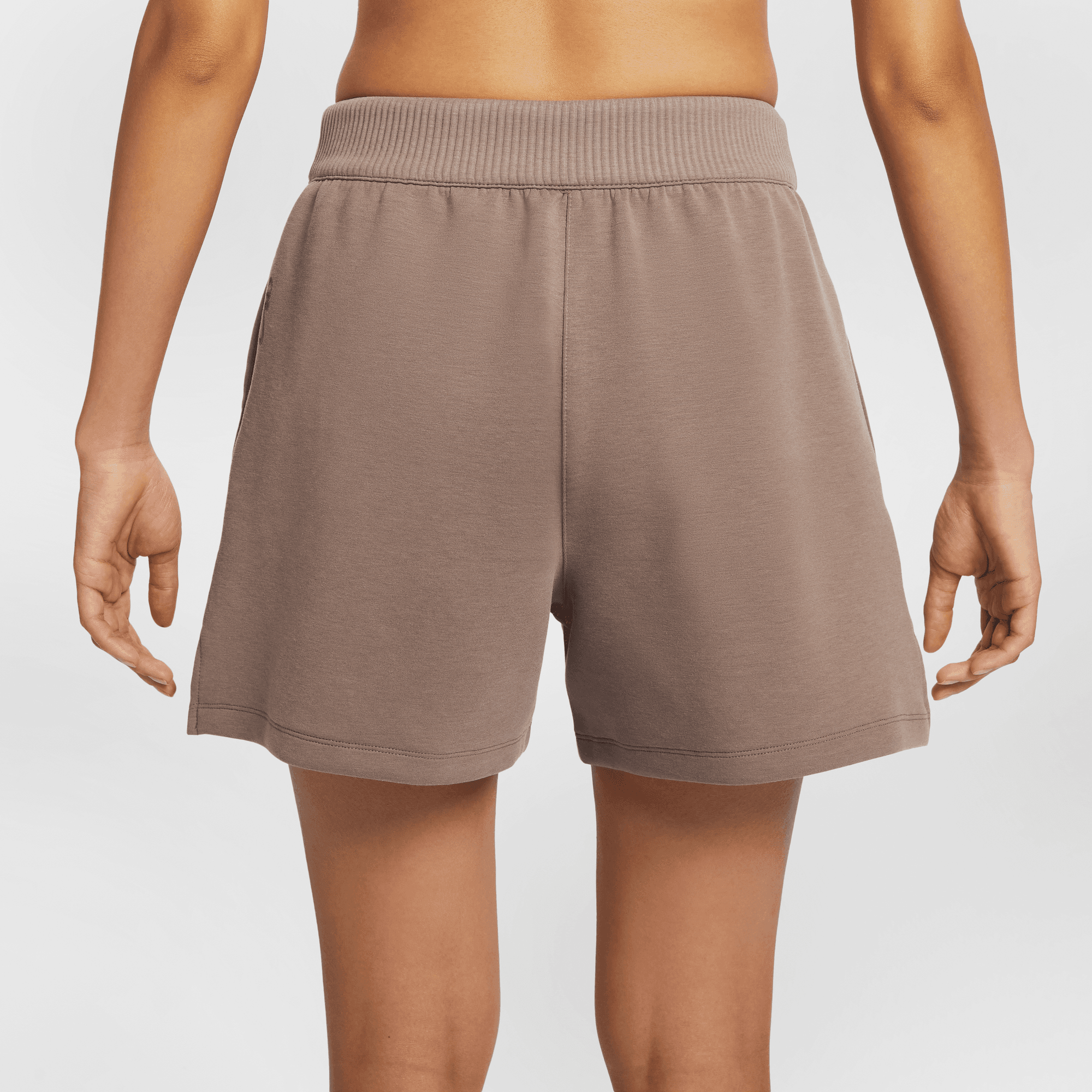NIKE 24.7 IMPOSSIBLYSOFT WOMEN'S DRI-FIT MID-RISE LOOSE 4" SHORTS