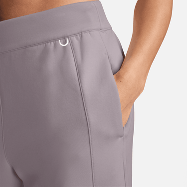 NIKE 24.7 IMPOSSIBLYSOFT WOMEN'S DRI-FIT MID-RISE JOGGERS