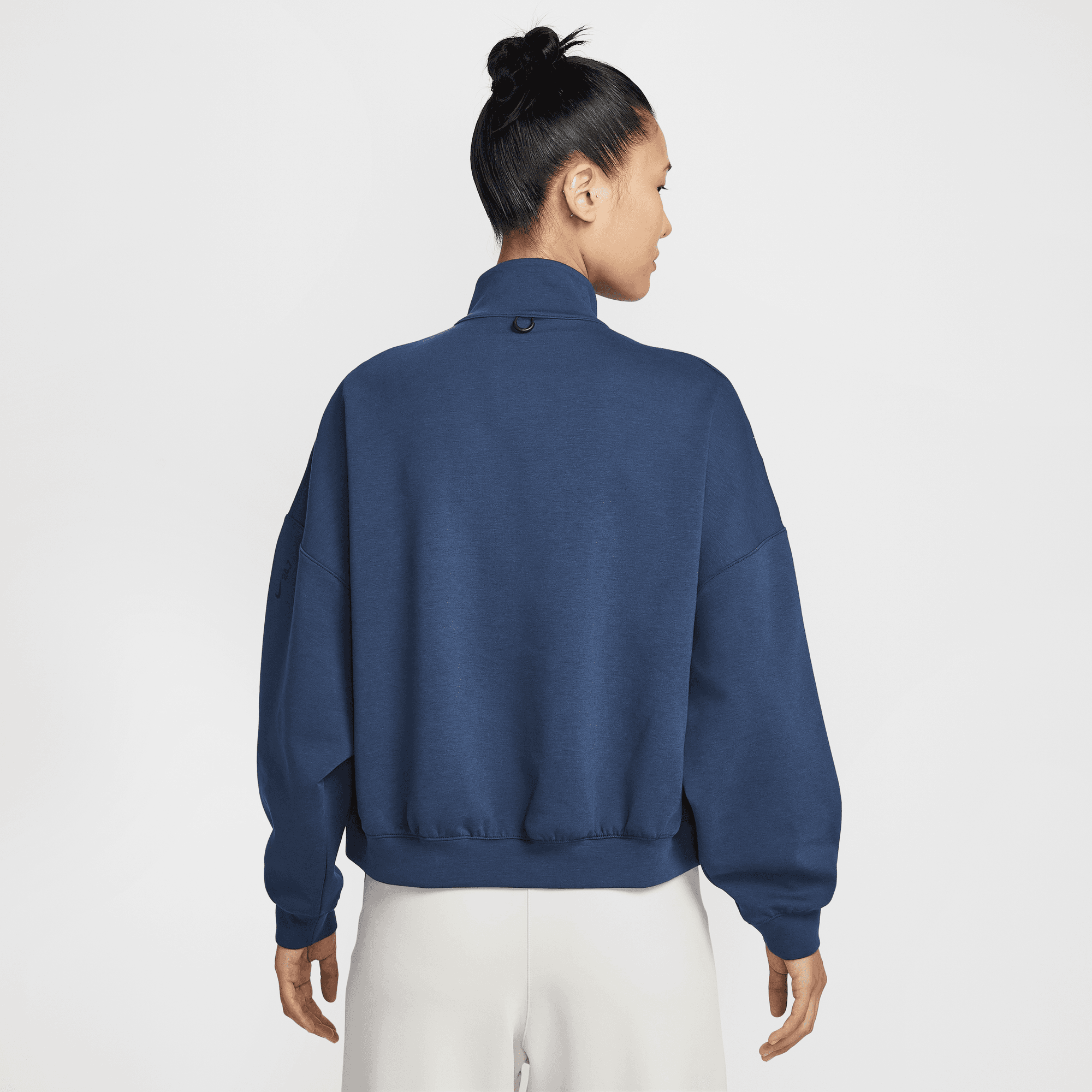 NIKE 24.7 IMPOSSIBLYSOFT WOMEN'S DRI-FIT OVERSIZED 1/2-ZIP TOP