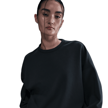 NIKE 24.7 IMPOSSIBLYSOFT WOMEN'S DRI-FIT OVERSIZED CREW-NECK TOP