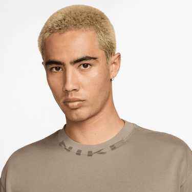 NIKE SPORTSWEAR T-SHIRT