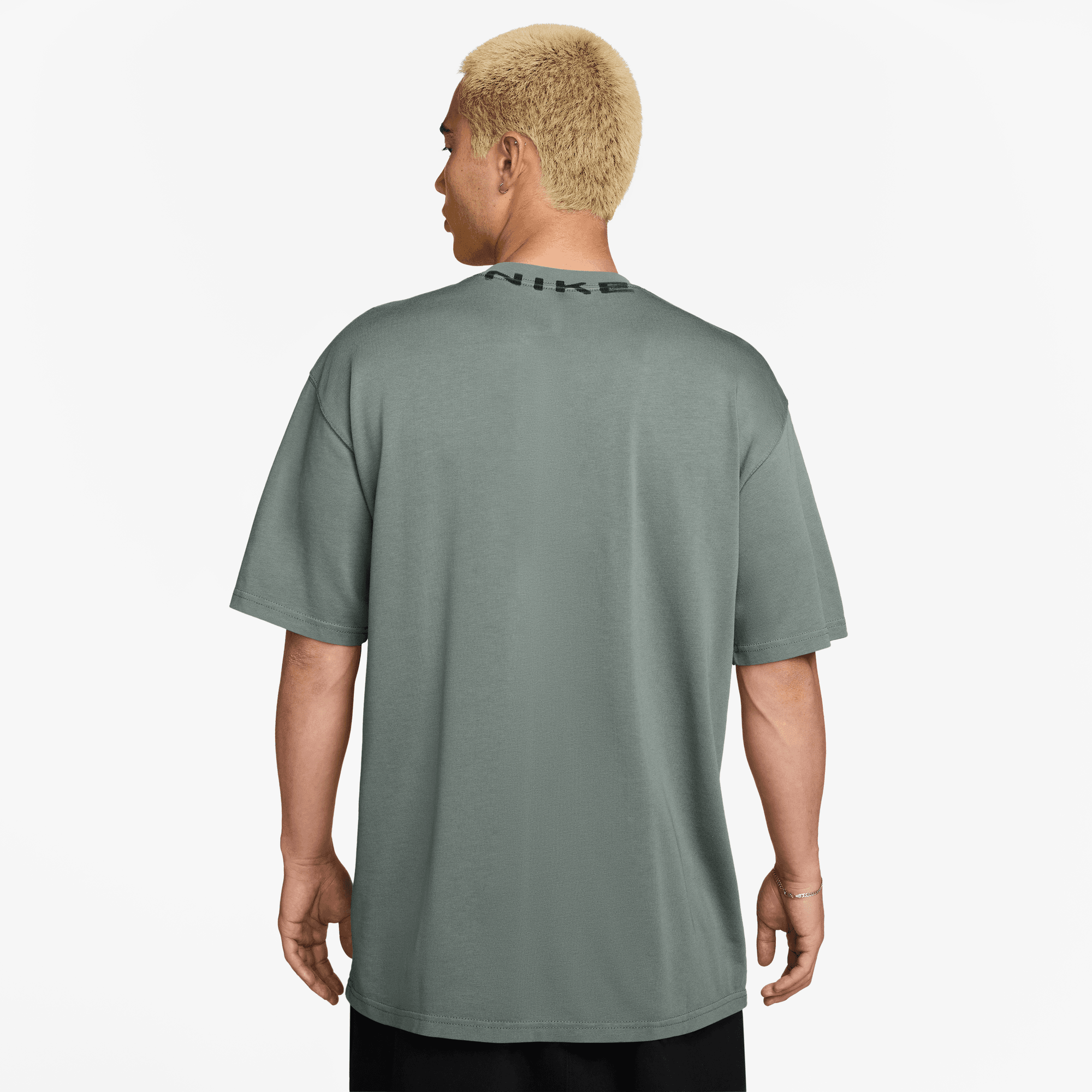 NIKE SPORTSWEAR T-SHIRT