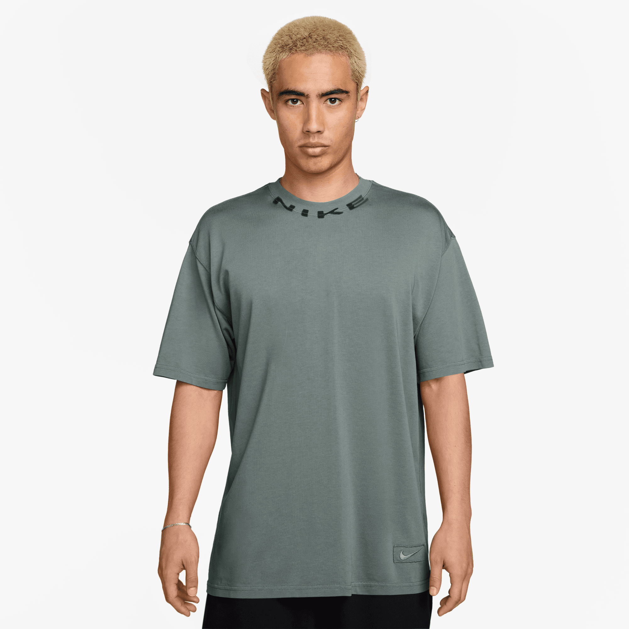 NIKE SPORTSWEAR T-SHIRT