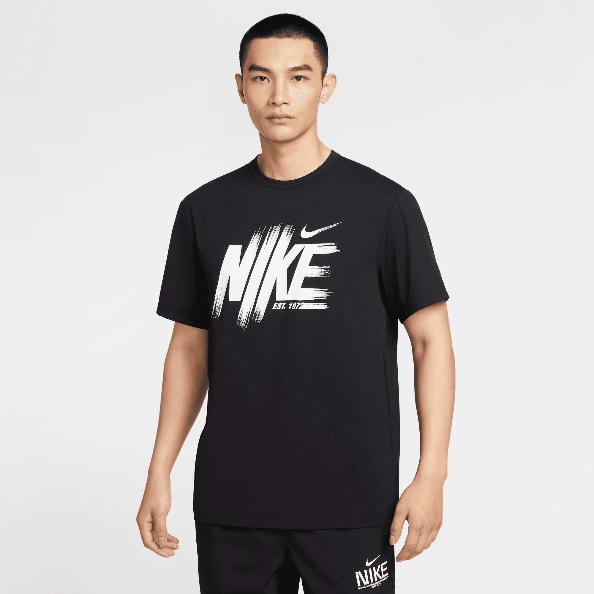 NIKE HYVERSE MEN'S DRI-FIT UV TRAINING TOP