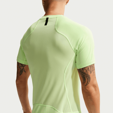 NIKE PRO TRAINING MEN'S DRI-FIT SHORT-SLEEVE TOP