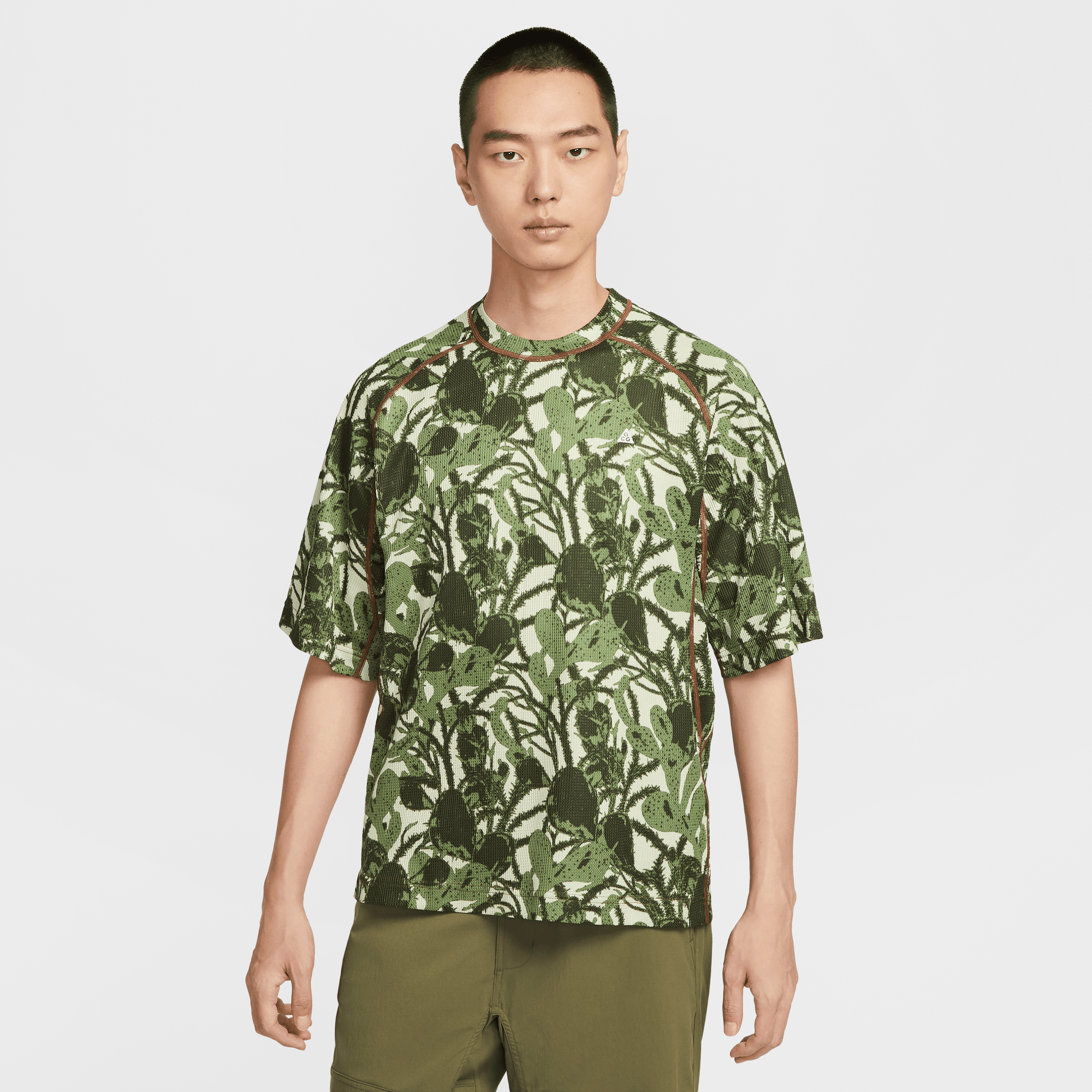NIKE ACG "CHINATI" MEN'S DRI-FIT ADV SHORT-SLEEVE TOP