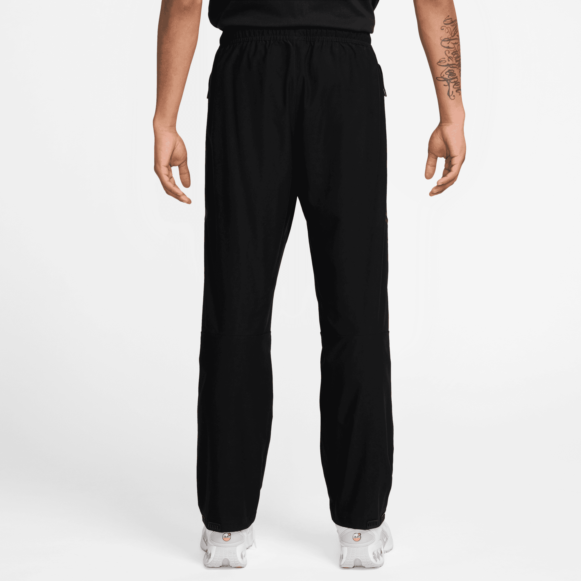 NIKE TECH MEN'S SHORI LOOSE PANTS