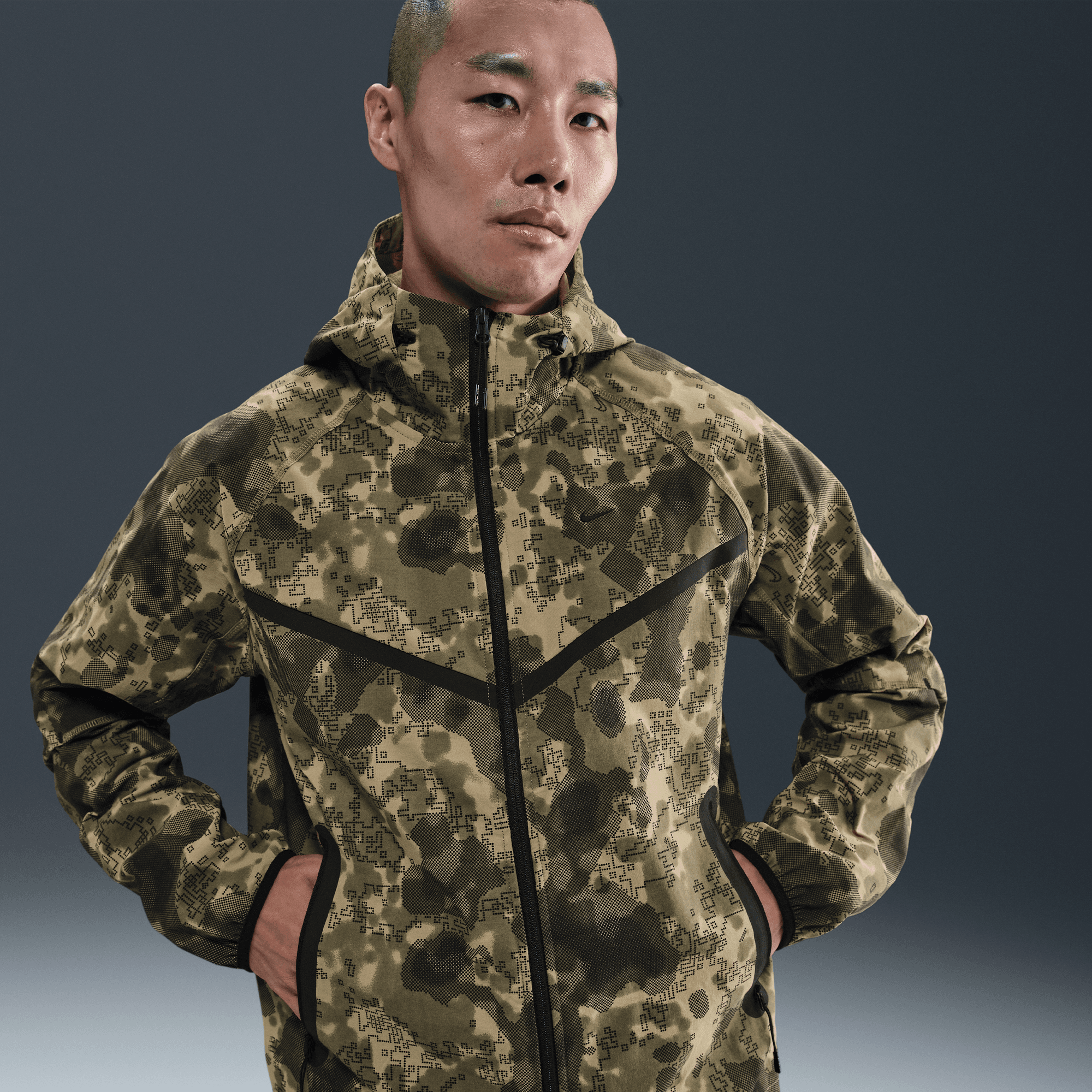 NIKE TECH MEN'S WOVEN JACKET