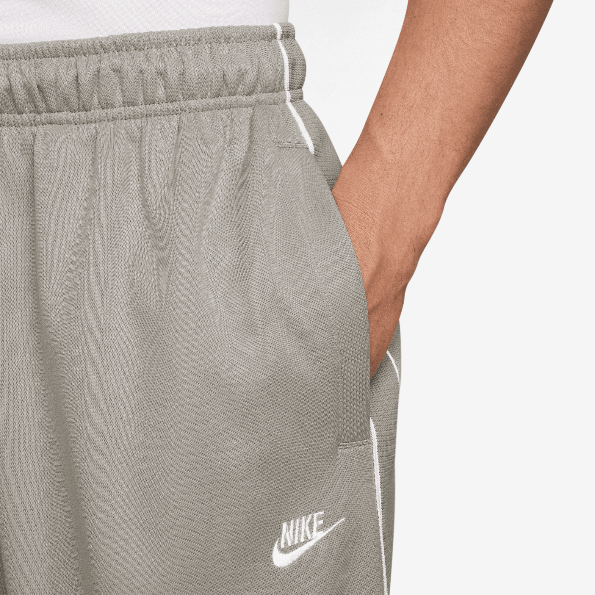 NIKE SPORTSWEAR CLUB MEN'S OVERSIZED KNIT TRACK PANTS