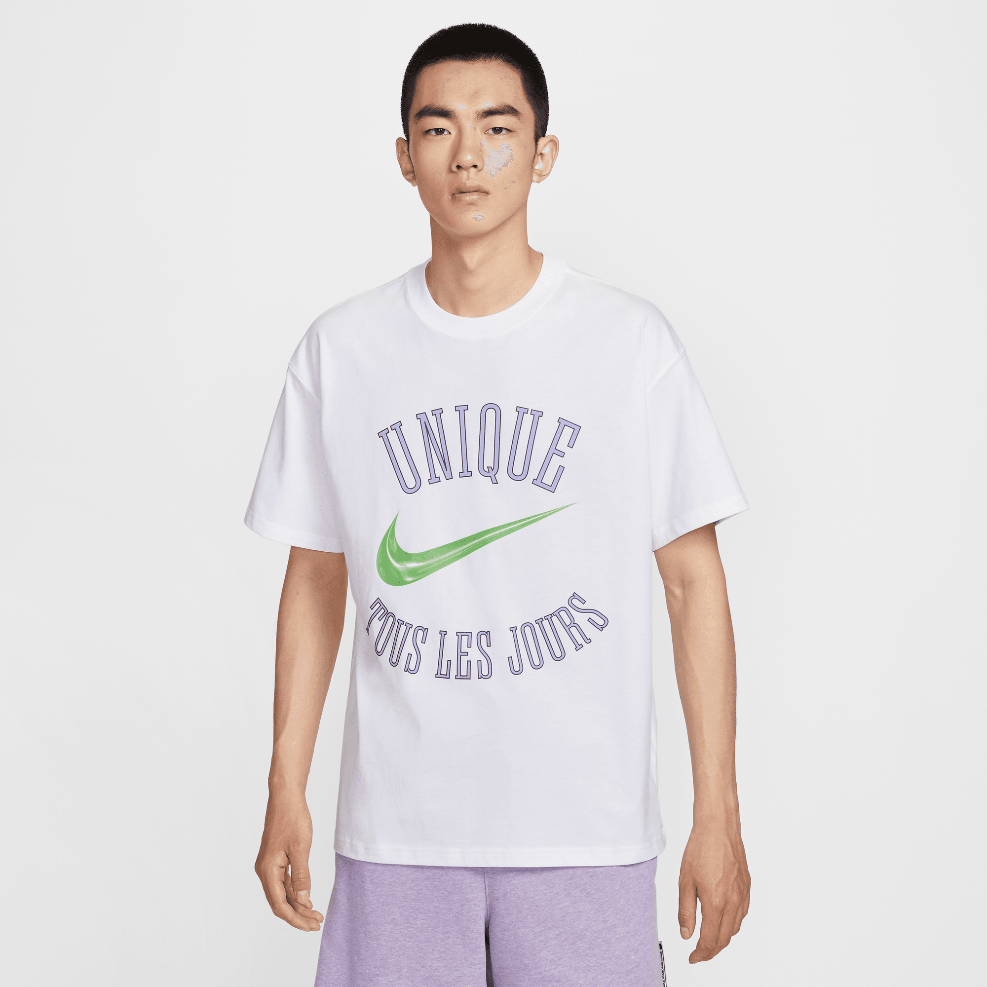 VICTOR WEMBANYAMA MEN'S BASKETBALL T-SHIRT