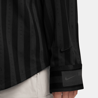 NIKE SPORTSWEAR WOMEN'S OVERSIZED JACQUARD STRIPED BUTTON-DOWN SHIRT