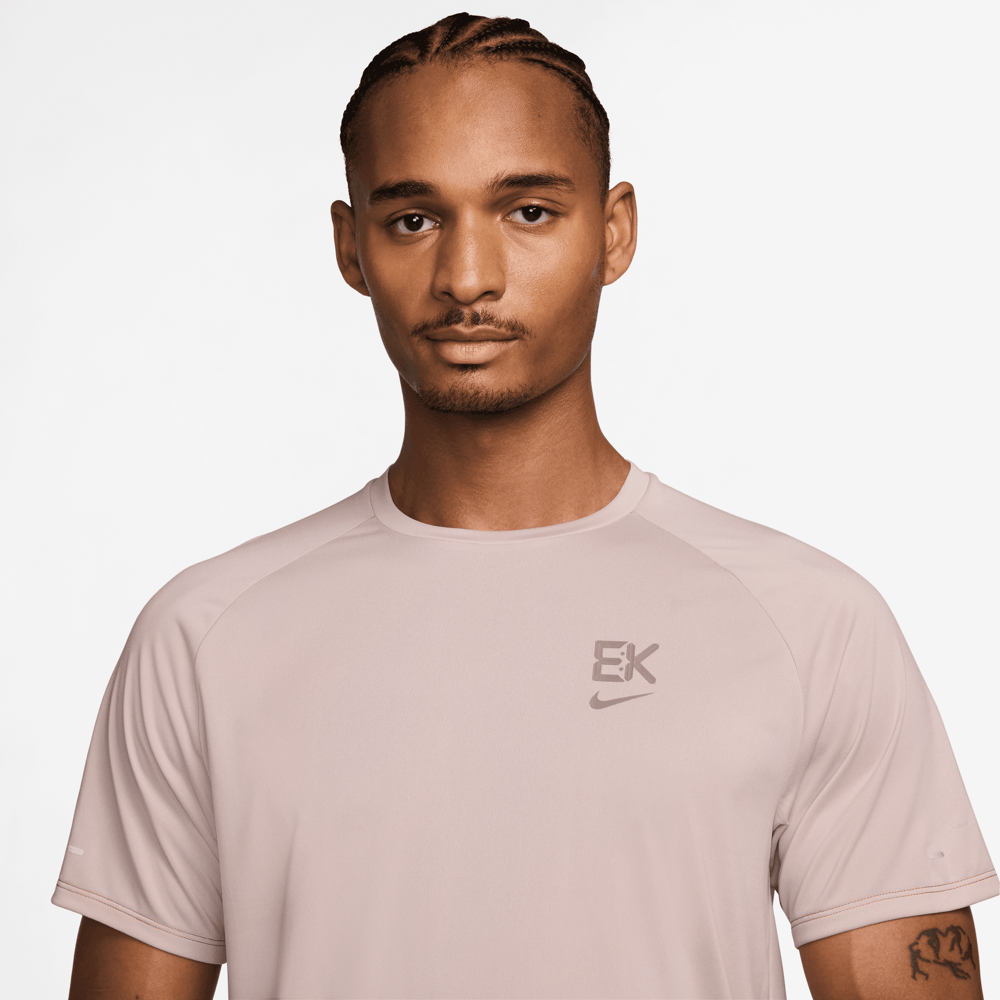NIKE STRIDE "ELIUD KIPCHOGE" MEN'S DRI-FIT ADV SHORT-SLEEVE RUNNING TOP