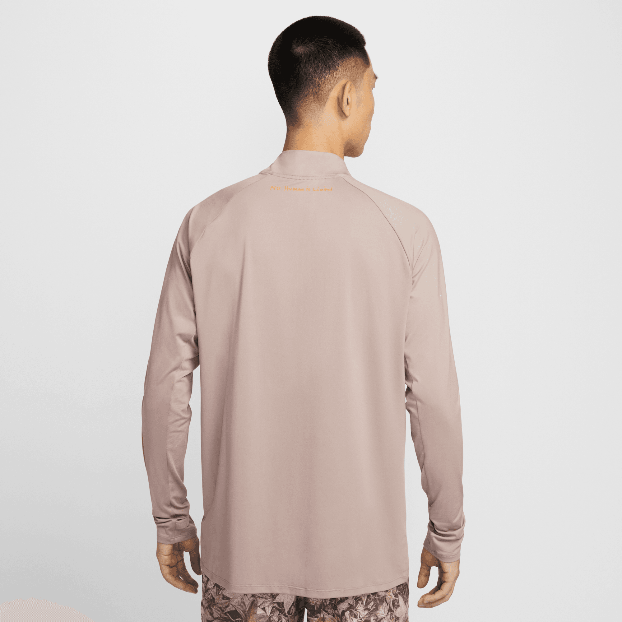 NIKE STRIDE "ELIUD KIPCHOGE" MEN'S DRI-FIT 1/4-ZIP RUNNING TOP