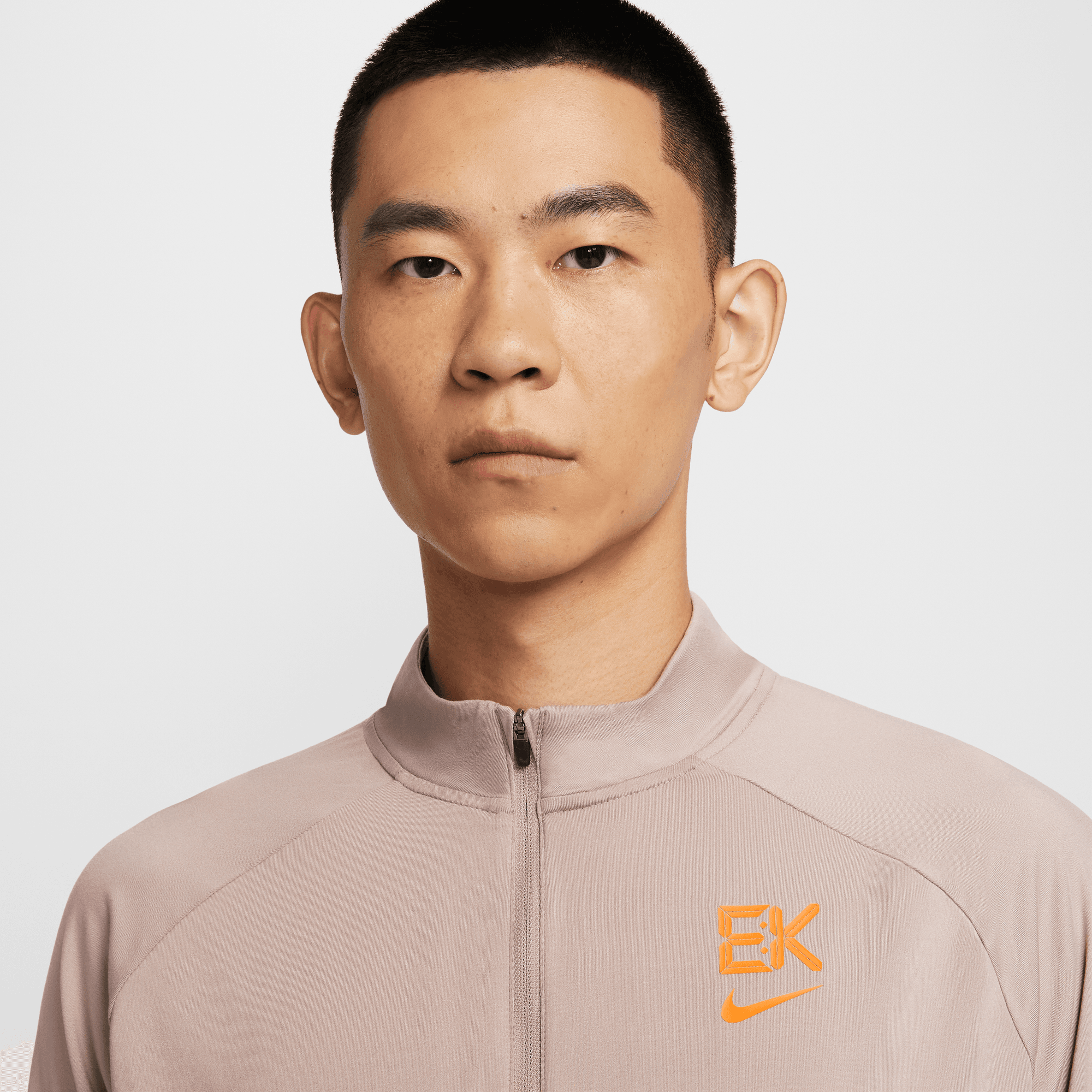 NIKE STRIDE "ELIUD KIPCHOGE" MEN'S DRI-FIT 1/4-ZIP RUNNING TOP