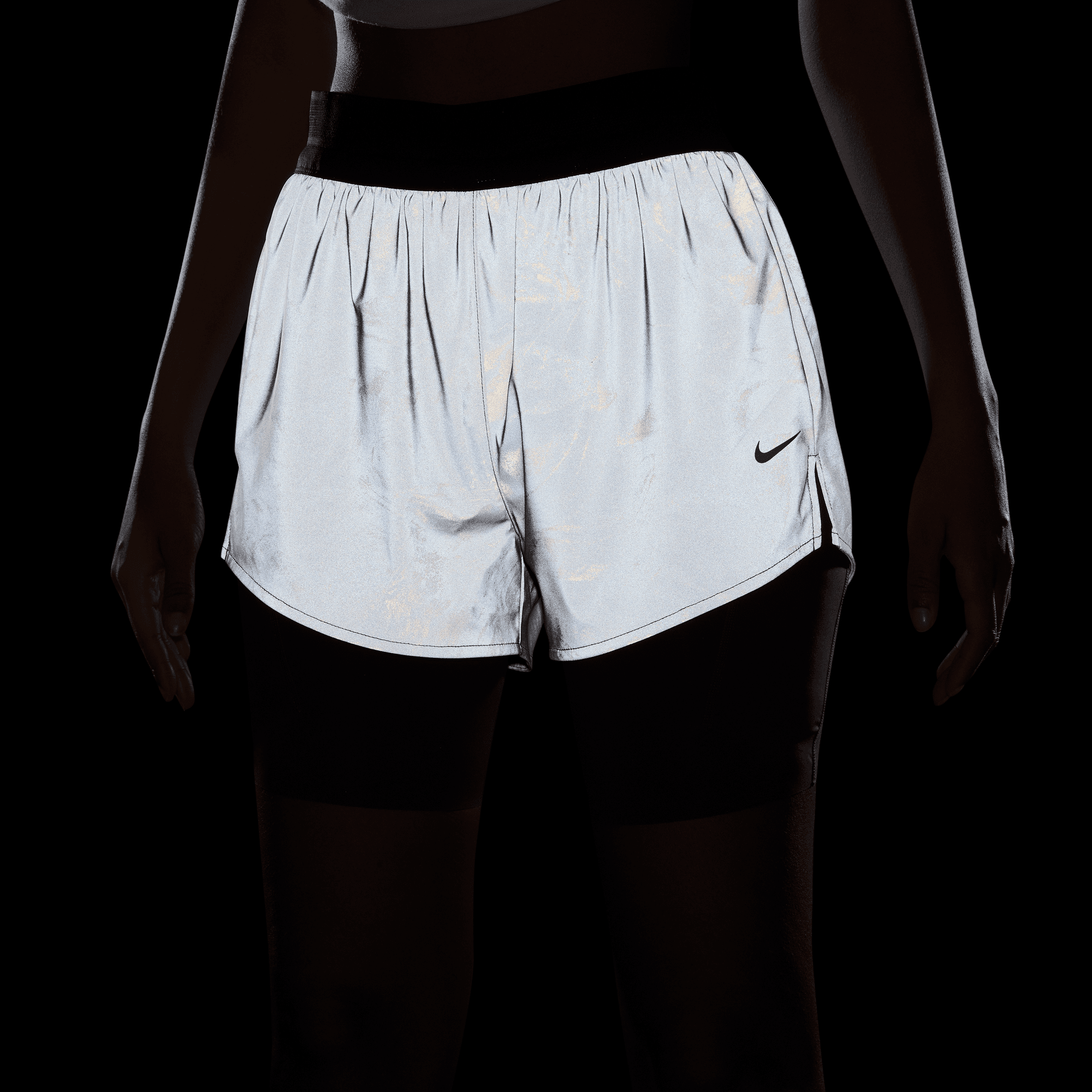 NIKE SWIFT WOMEN'S MID-RISE 2-IN-1 RUNNING SHORTS WITH REFLECTIVE ACCENTS