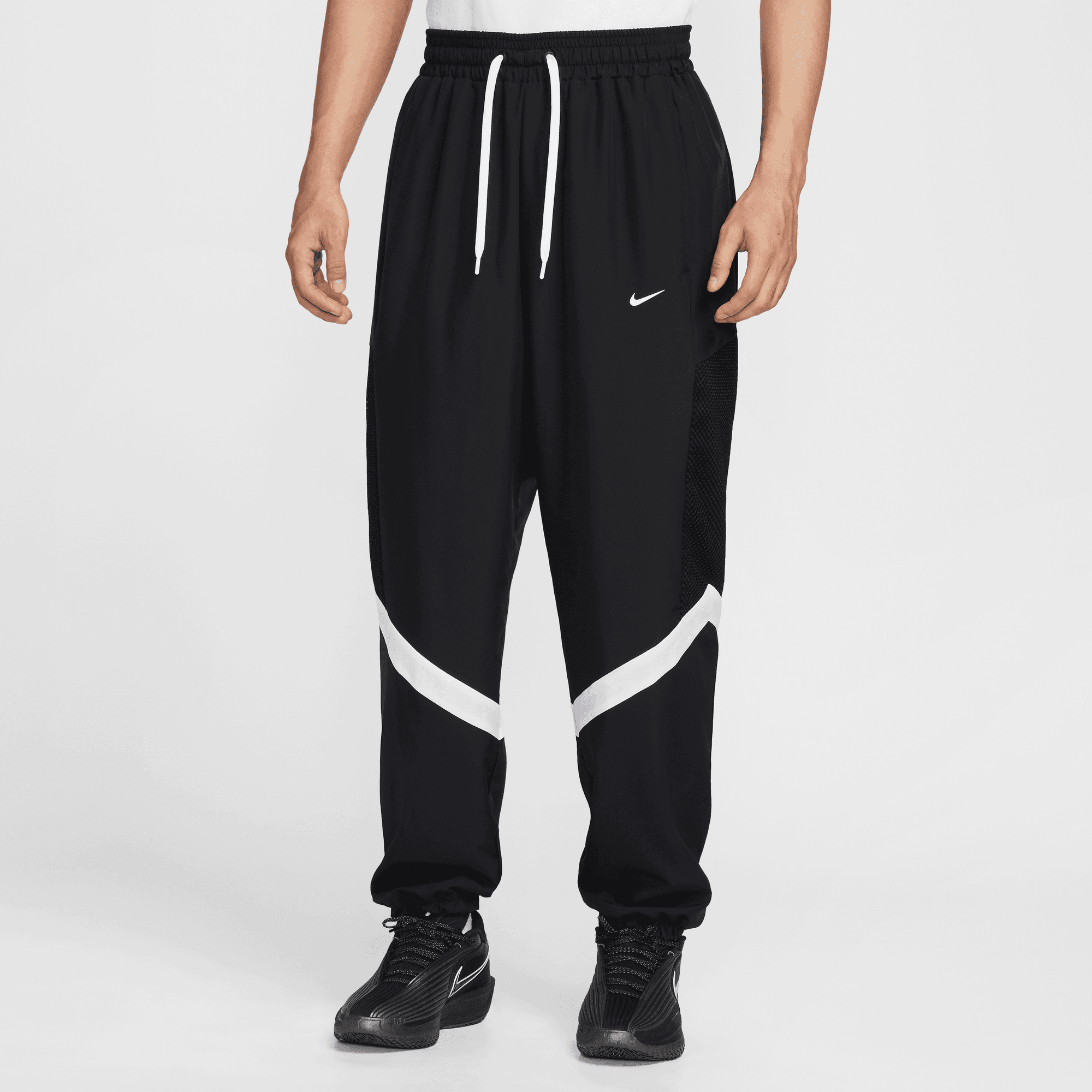 NIKE ICON MEN'S WOVEN BASKETBALL PANTS