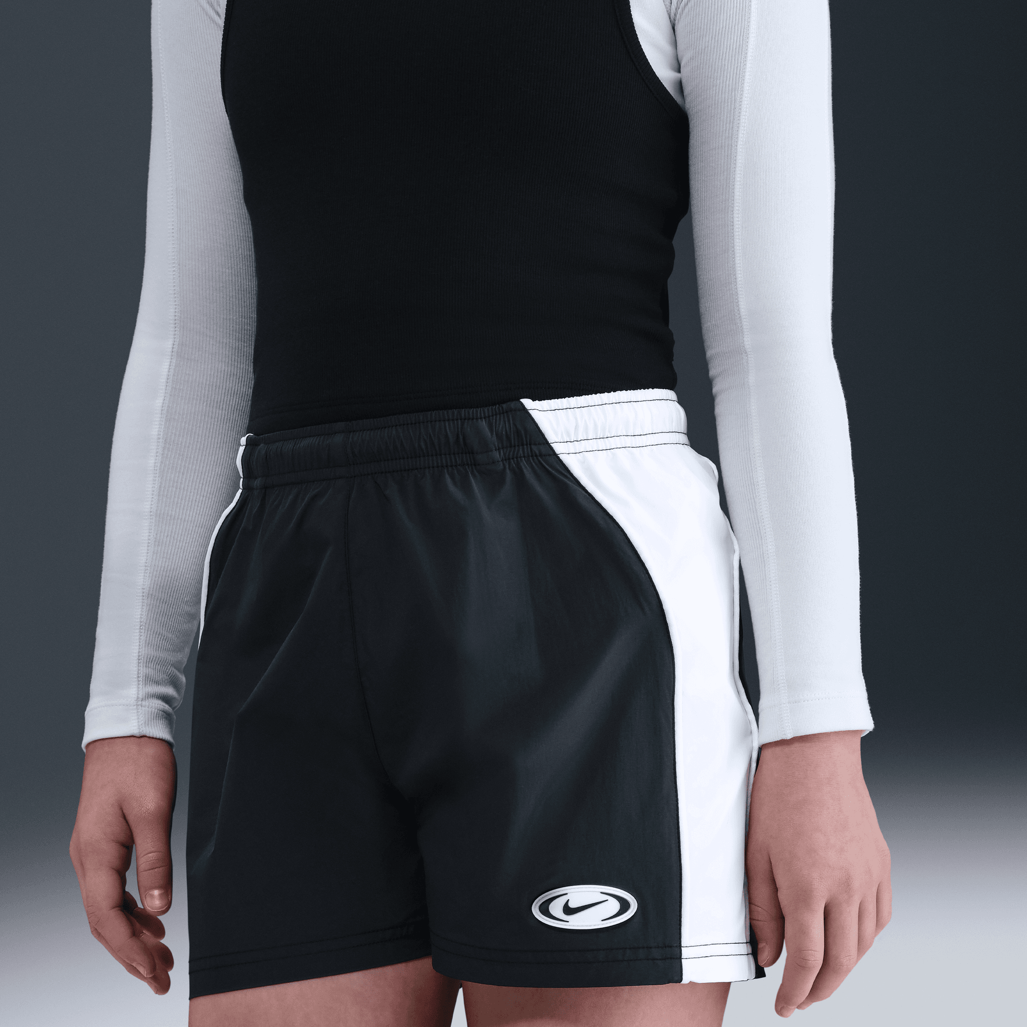 NIKE SPORTSWEAR GIRLS' WOVEN SHORTS