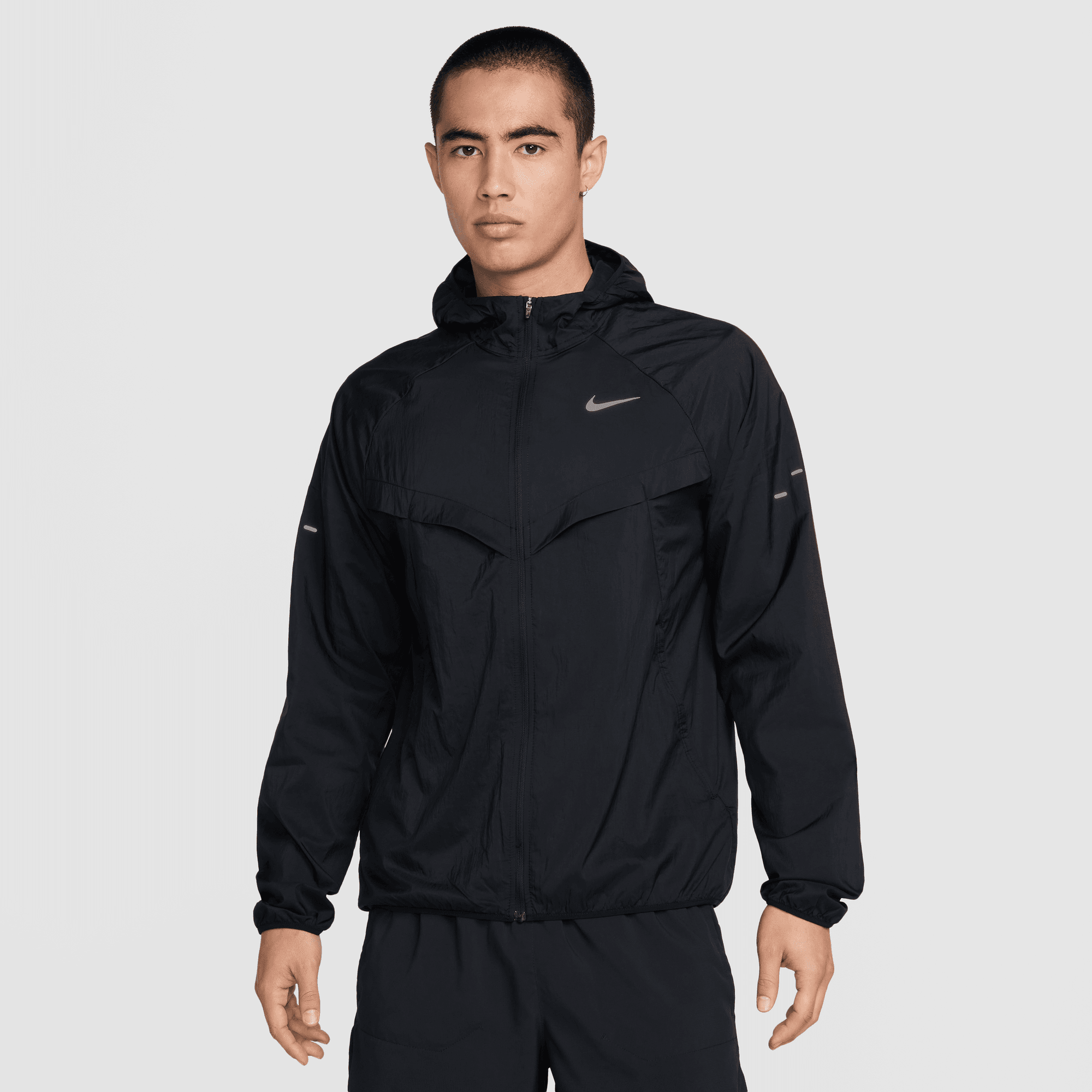 NIKE STRIDE MEN'S REPEL UV RUNNING JACKET