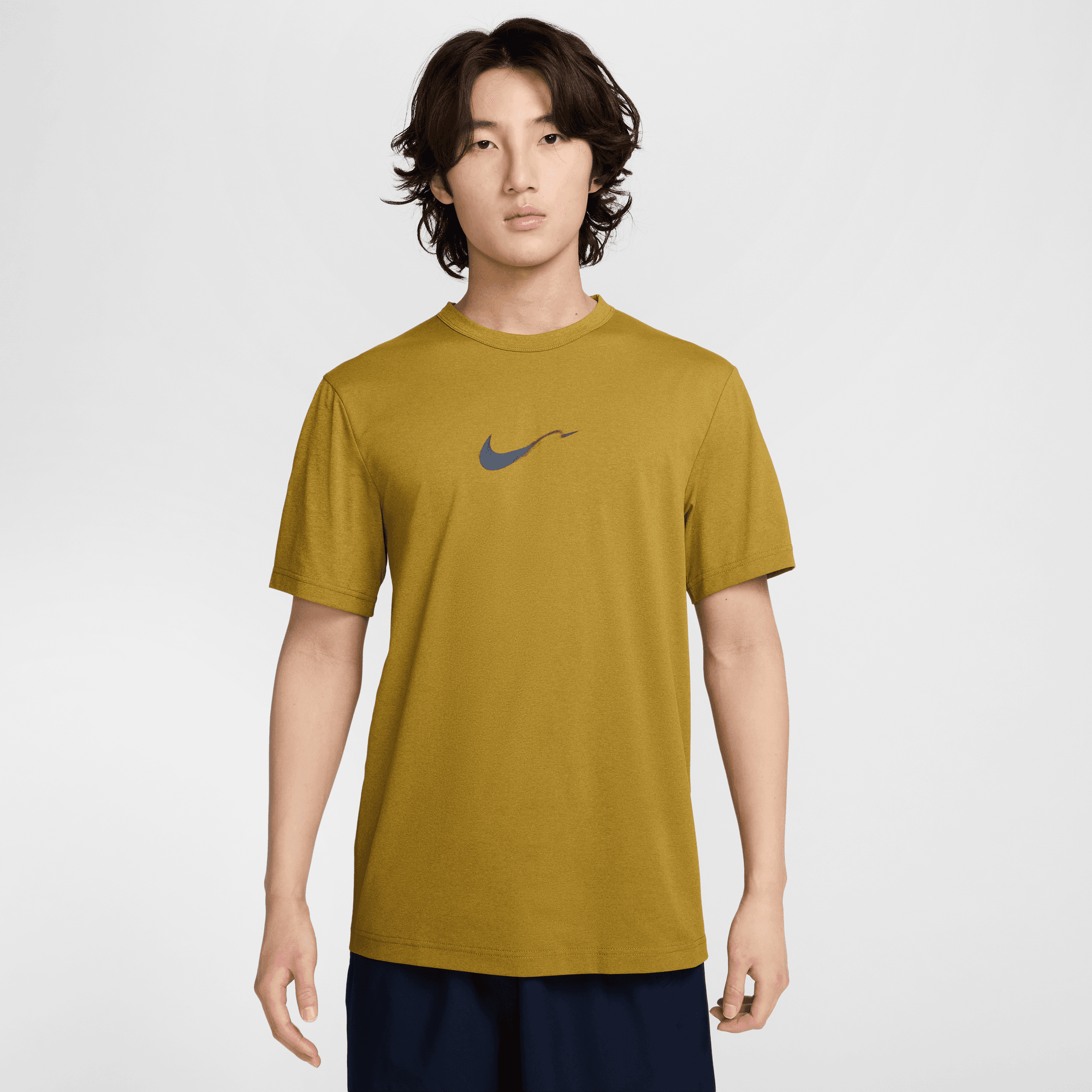 NIKE HYVERSE MEN'S DRI-FIT UV SHORT-SLEEVE TOP