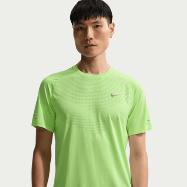 NIKE STRIDE MEN'S DRI-FIT ADV SHORT-SLEEVE RUNNING TOP