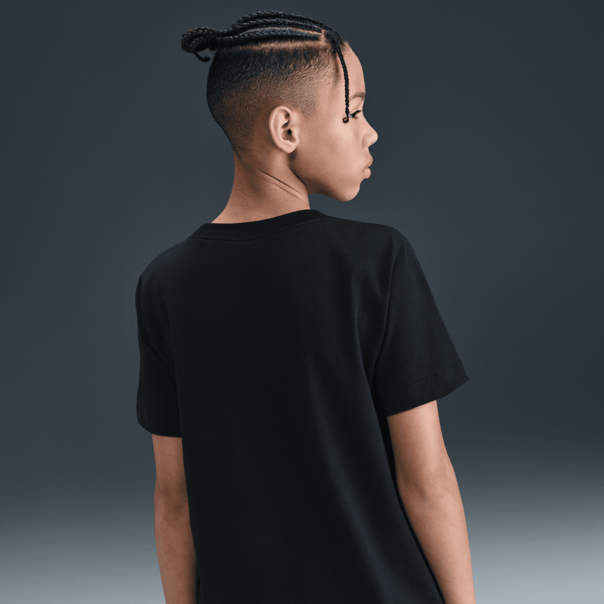NIKE SPORTSWEAR BIG KID'S T-SHIRT