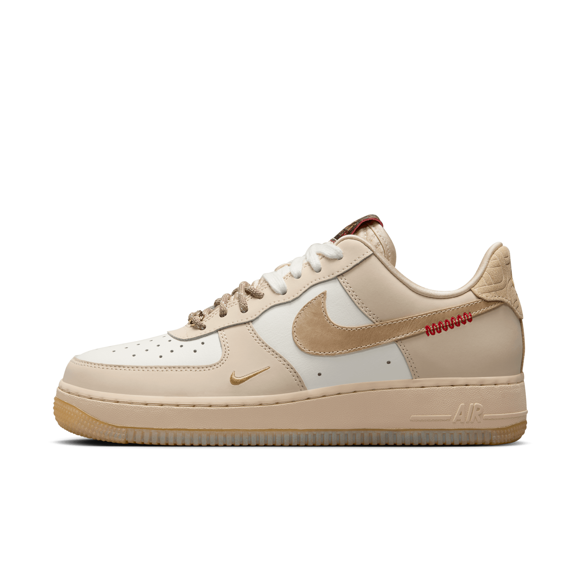 NIKE AIR FORCE 1 â€™07 LX WOMEN'S SHOES