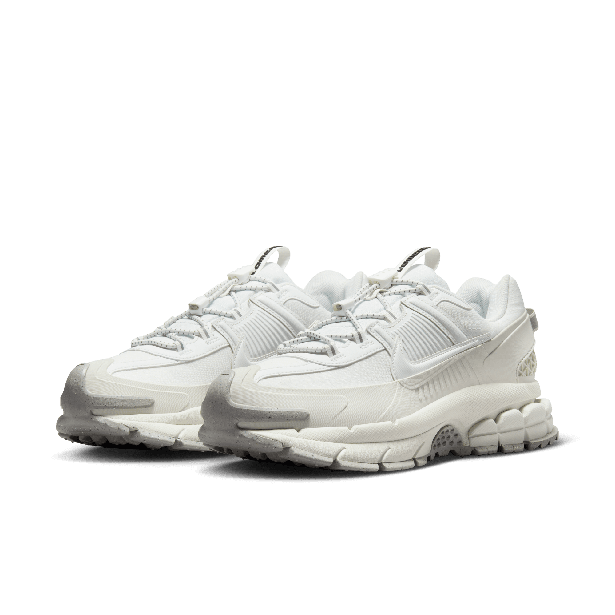 NIKE ZOOM VOMERO ROAM WOMEN'S WINTERIZED SHOES