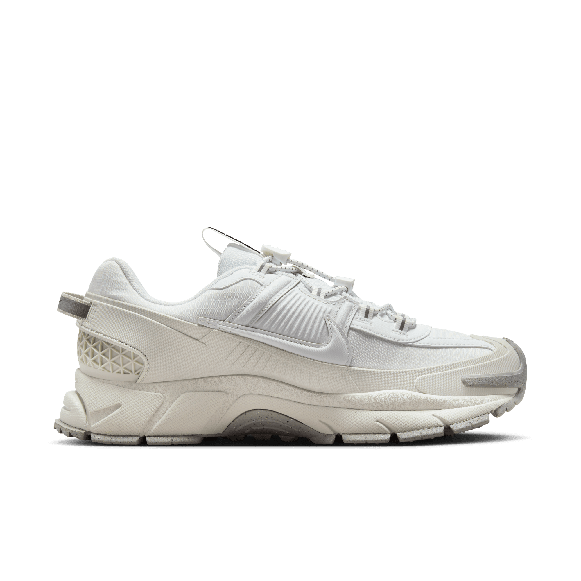 NIKE ZOOM VOMERO ROAM WOMEN'S WINTERIZED SHOES