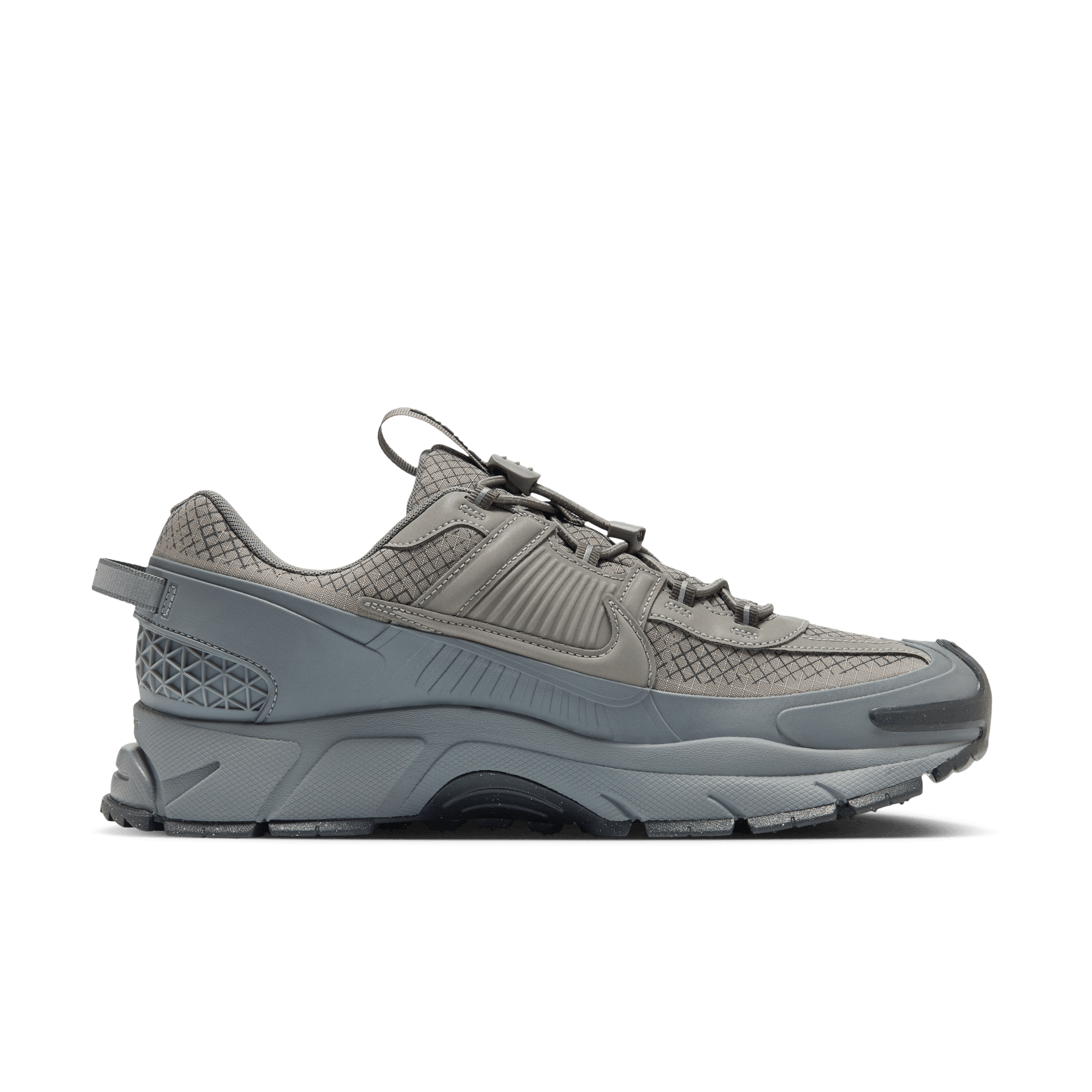 NIKE ZOOM VOMERO ROAM MEN'S SHOES