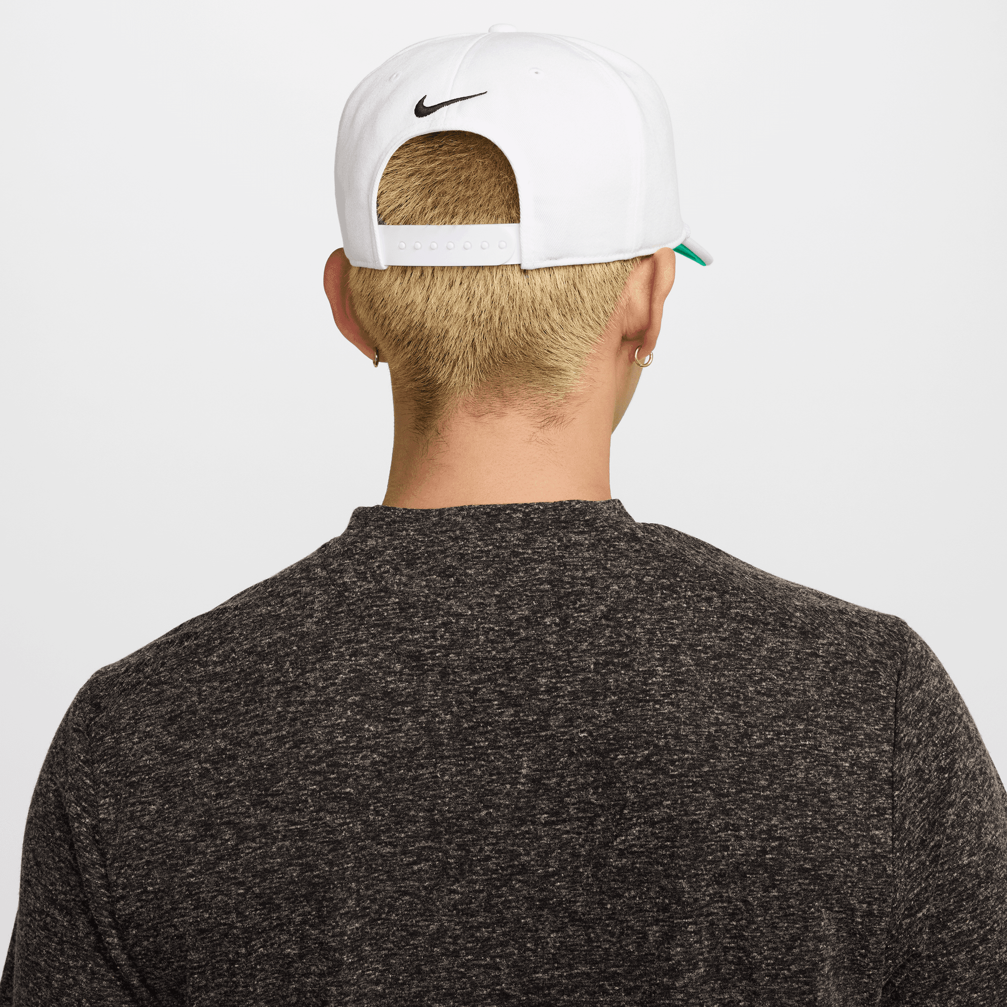 NIKE PRO GRAPHIC CAP