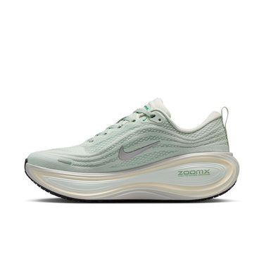 NIKE VOMERO PLUS WOMEN'S ROAD RUNNING SHOES