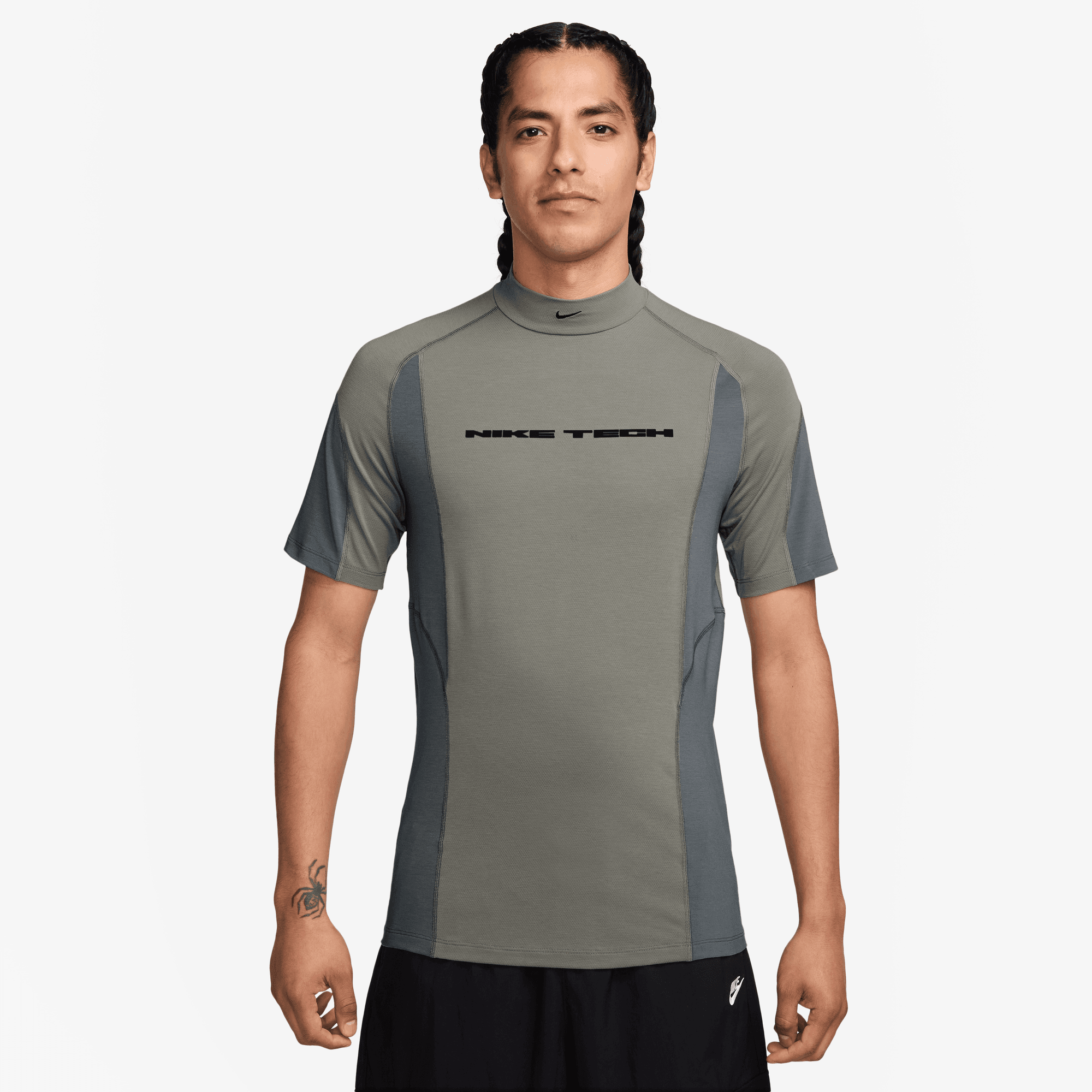 NIKE TECH MEN'S SHORT-SLEEVE TOP