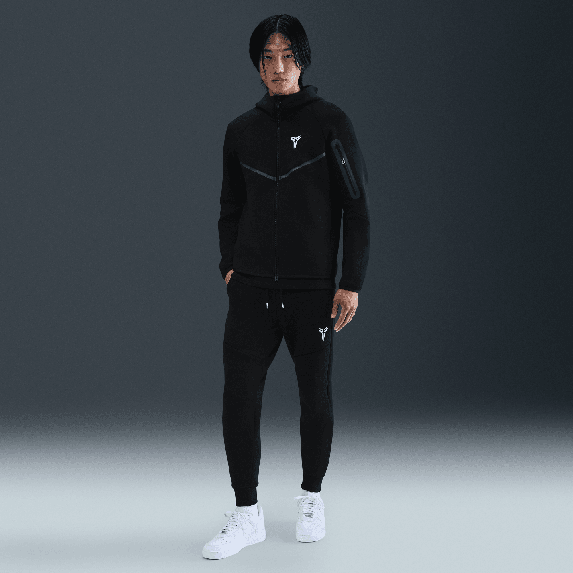 KOBE MEN'S TECH FLEECE JOGGERS