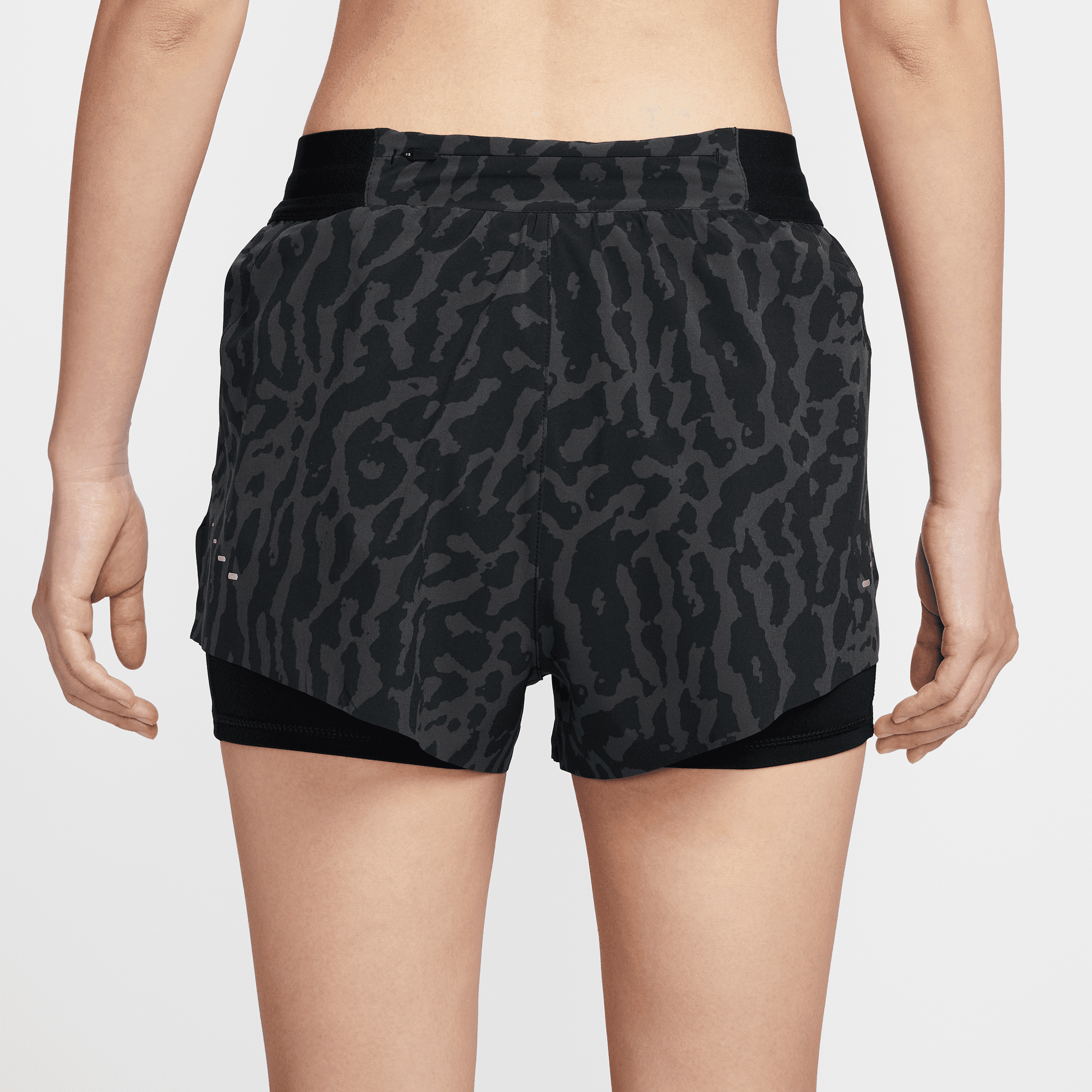 NIKE SWIFT WOMEN'S DRI-FIT MID-RISE 2-IN-1 PRINTED RUNNING SHORTS
