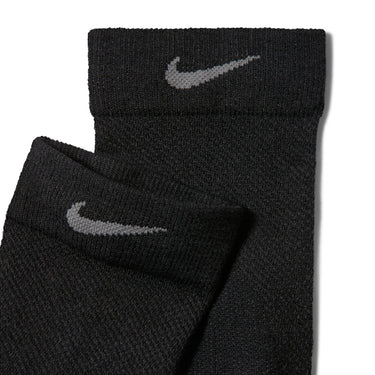 NIKE RUN LIGHTWEIGHT RUNNING MICRO-CREW SOCKS (1 PAIR)
