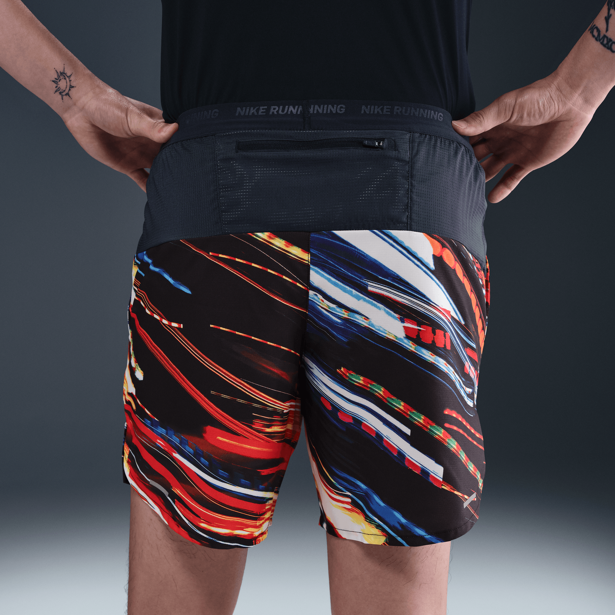 NIKE STRIDE MEN'S DRI-FIT 7" BRIEF-LINED RUNNING SHORTS