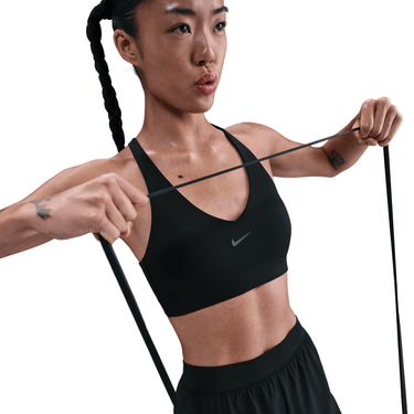 NIKE UNIVERSA WOMEN'S MEDIUM-SUPPORT PADDED SPORT BRA