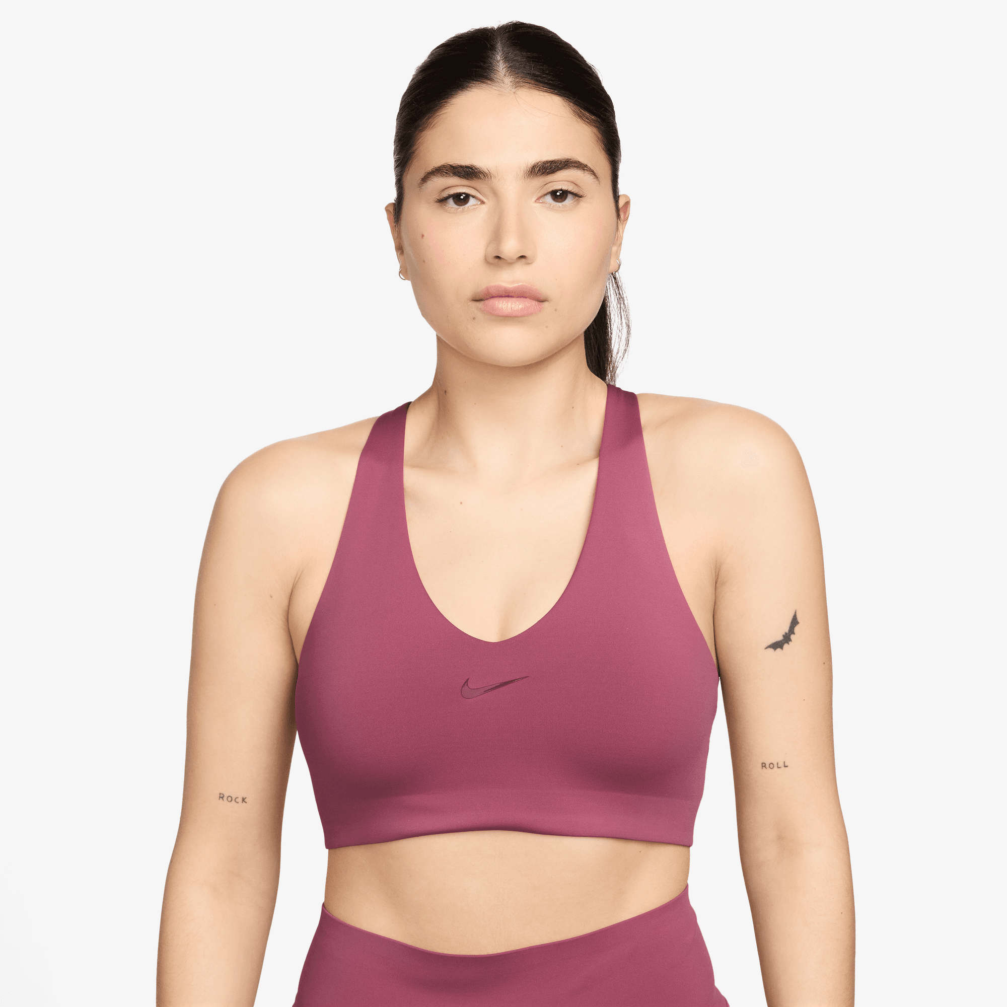 NIKE UNIVERSA WOMEN'S MEDIUM-SUPPORT PADDED SPORT BRA