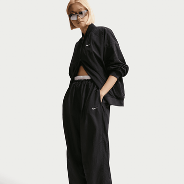 NIKE SPORTSWEAR WOMEN'S LOOSE HIGH-WAISTED PARACHUTE PANTS