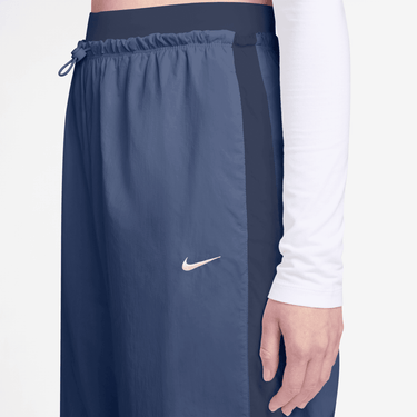 W NIKE SPORTSWEAR PARACHUTE HR PANT