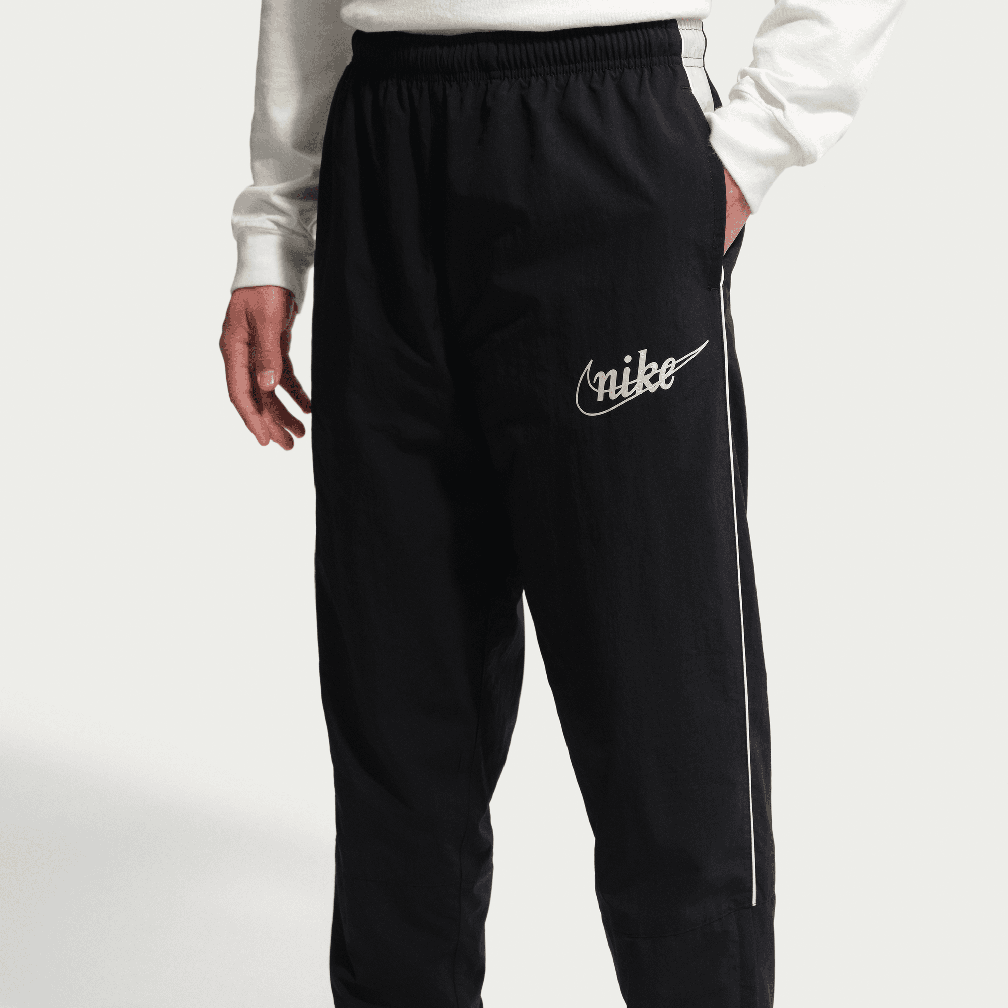 NIKE SPORTSWEAR CLUB MEN'S LIGHTWEIGHT PANTS
