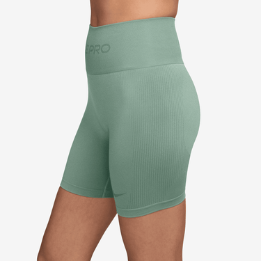 NIKE PRO SEAMLESS WOMEN'S DRI-FIT HIGH-WAISTED 5" BIKER SHORTS