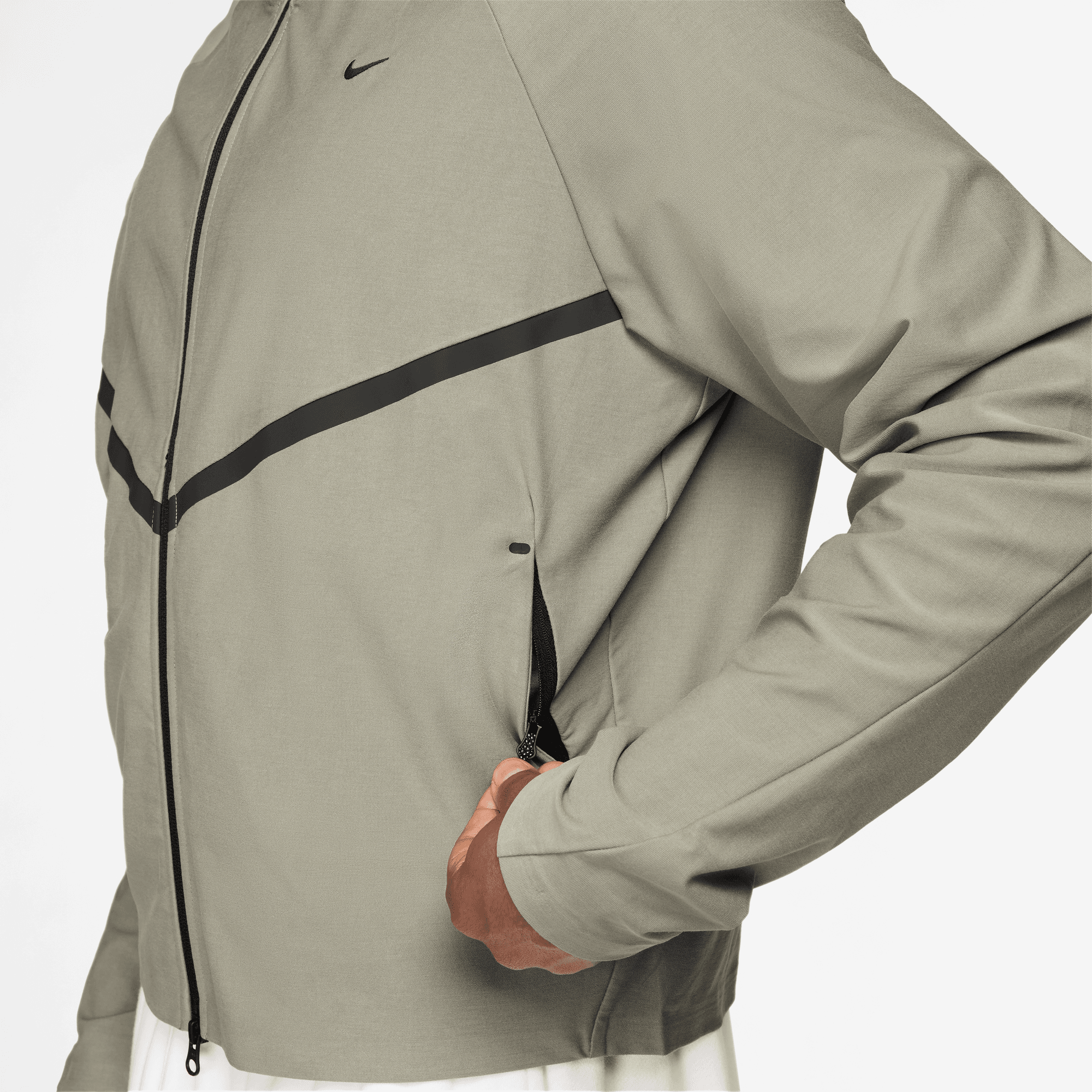 NIKE TECH MEN'S SHORI KNIT FULL-ZIP WINDRUNNER JACKET