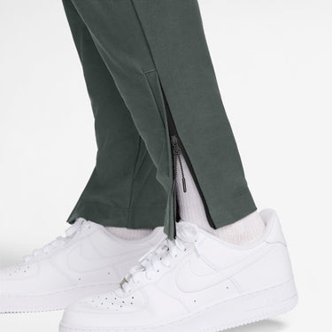 NIKE TECH MEN'S DRI-FIT SHORI KNIT PANTS