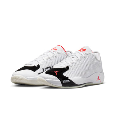 LUKA 77 PF BASKETBALL SHOES