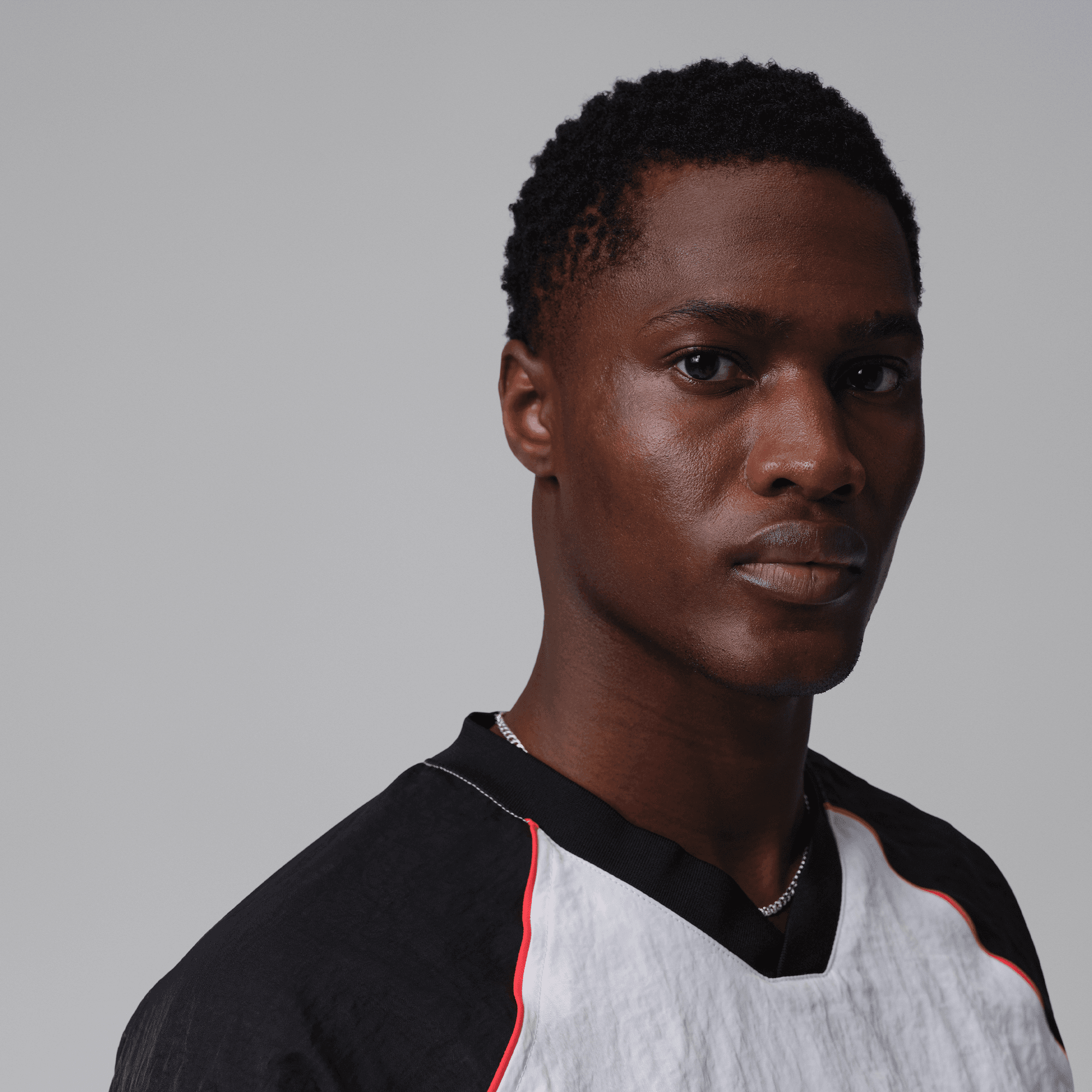 JORDAN FLIGHT MEN'S LONG-SLEEVE WARM-UP TOP