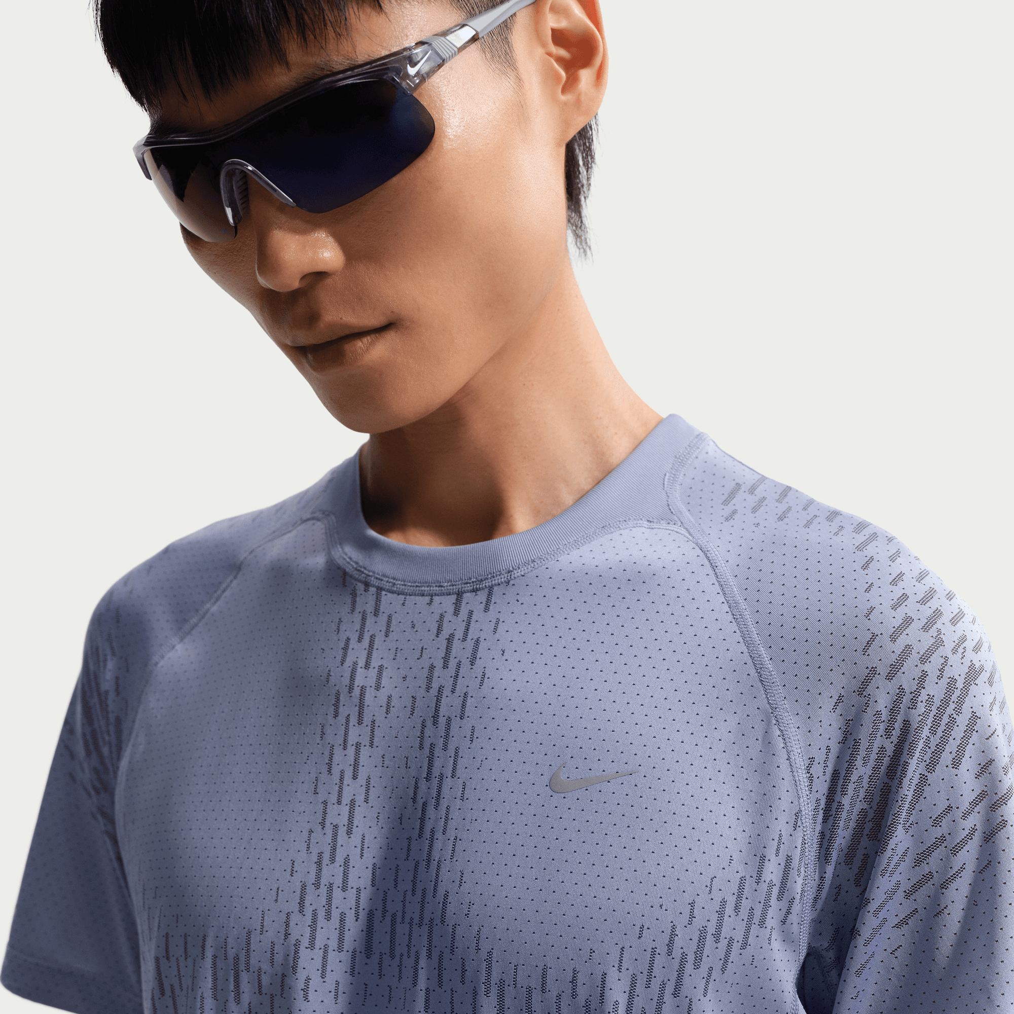 NIKE STRIDE MEN'S DRI-FIT ADV SHORT-SLEEVE RUNNING TOP