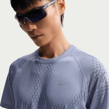 NIKE STRIDE MEN'S DRI-FIT ADV SHORT-SLEEVE RUNNING TOP