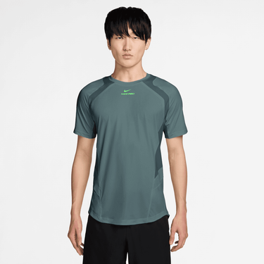 NIKE PRO TRAINING MEN'S DRI-FIT ADV SHORT-SLEEVE TOP