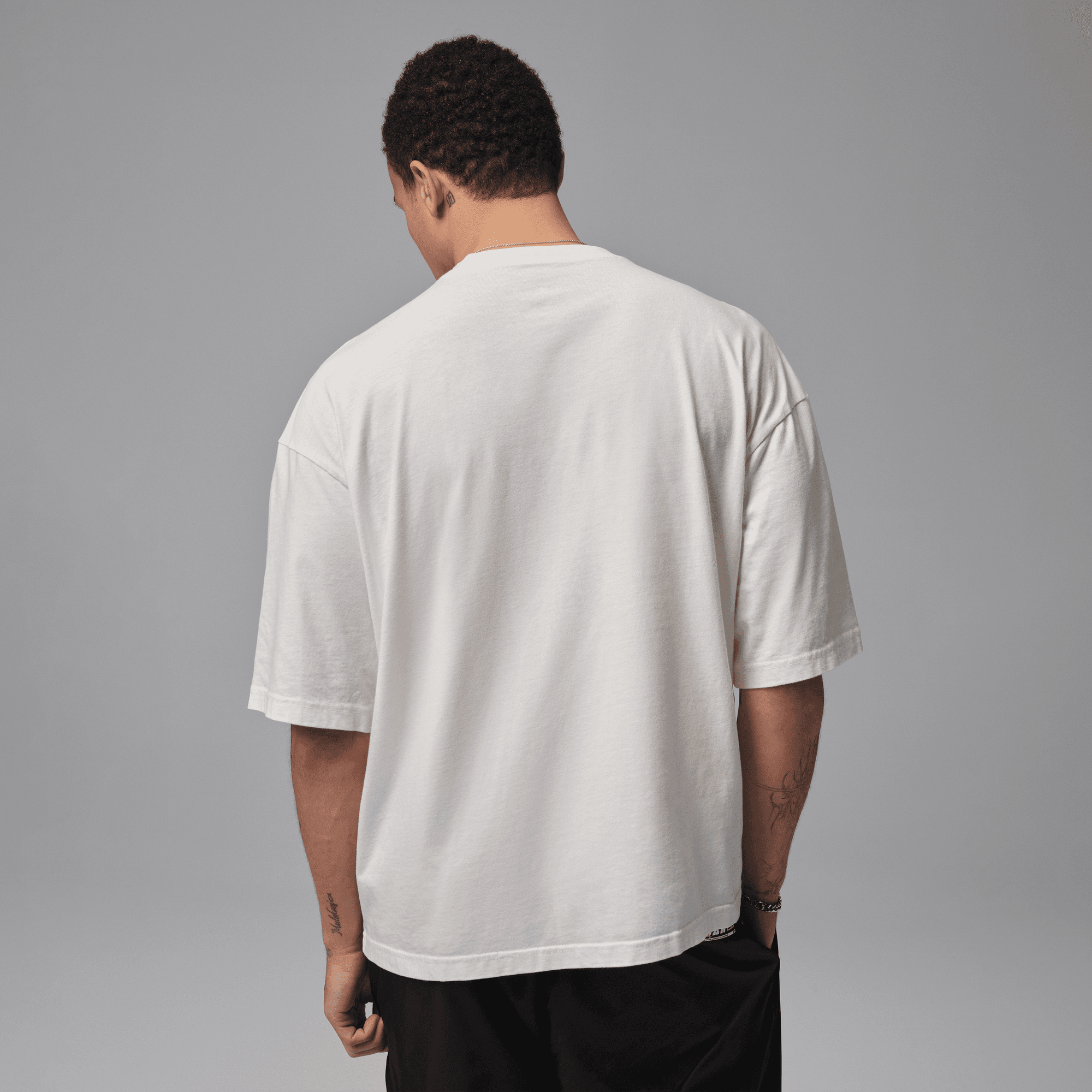 JORDAN MEN'S OVERSIZED REISSUE T-SHIRT